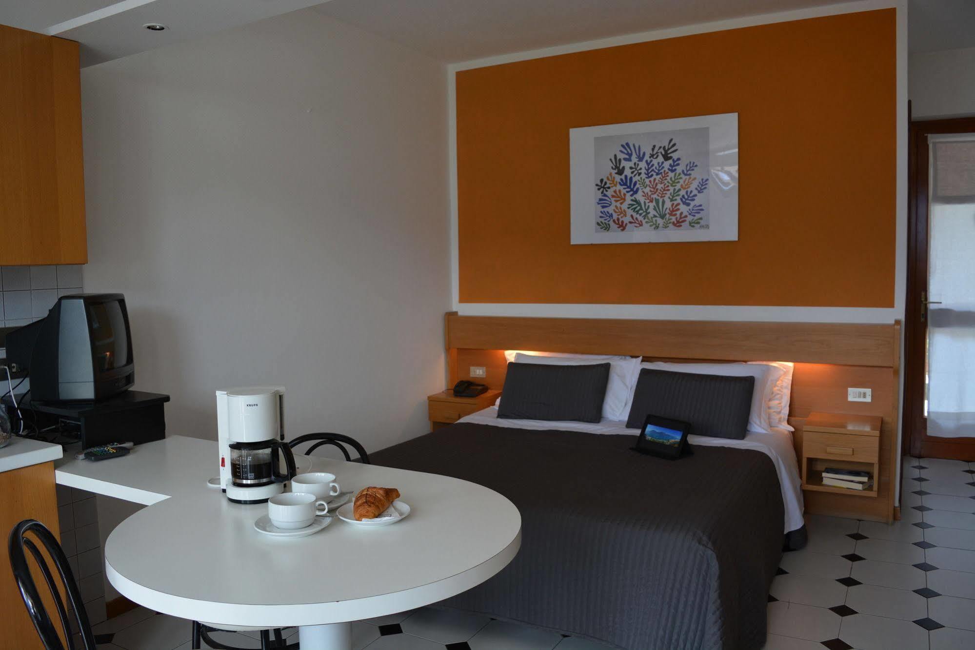 Residence San Vito Brenzone sul Garda Exterior foto