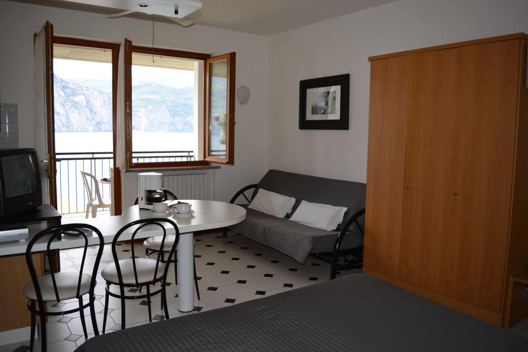 Residence San Vito Brenzone sul Garda Exterior foto