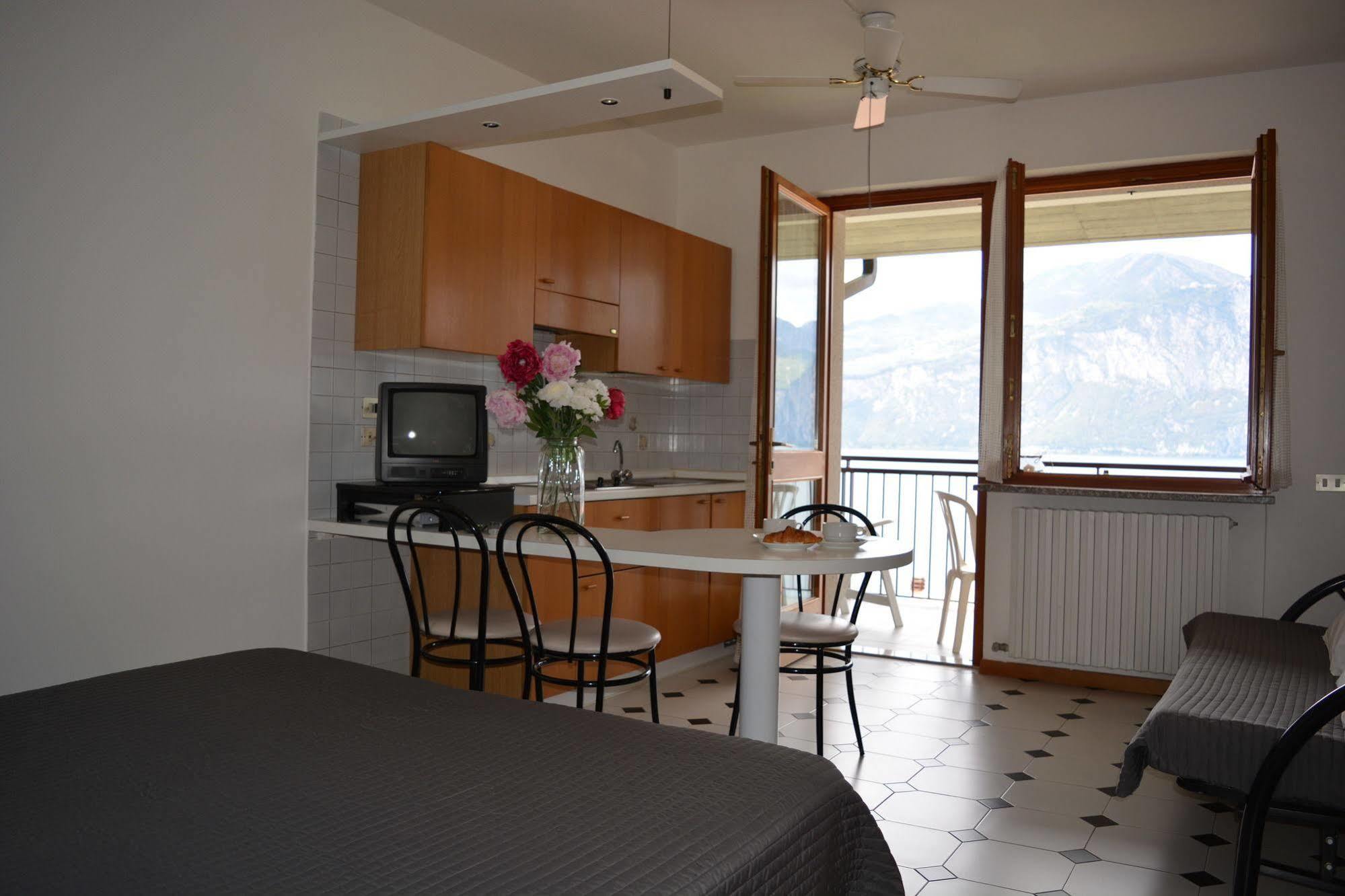 Residence San Vito Brenzone sul Garda Exterior foto